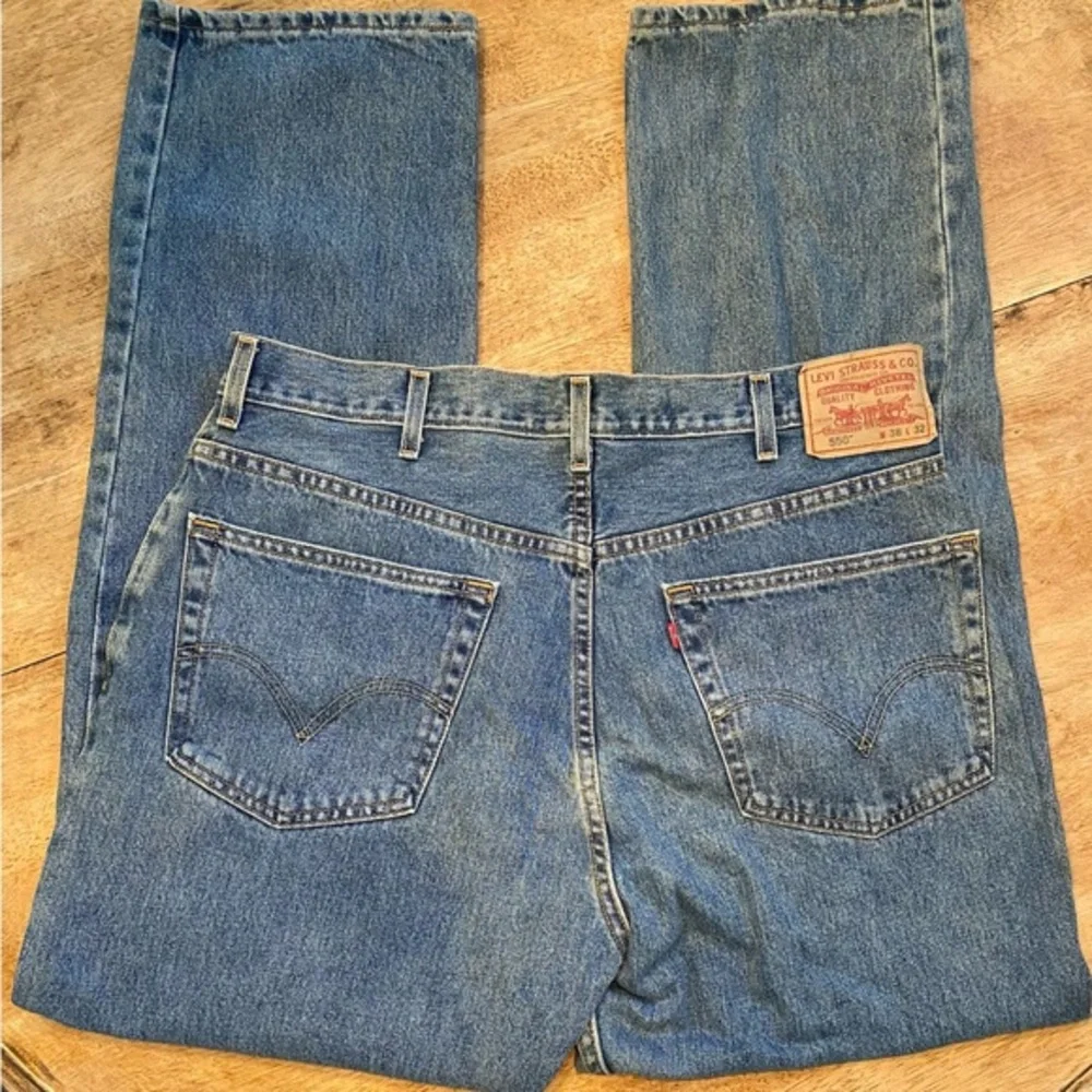 Levi’s 550 Relaxed‎ Fit Men’s Size W38/L32 Cotton Denim Jeans